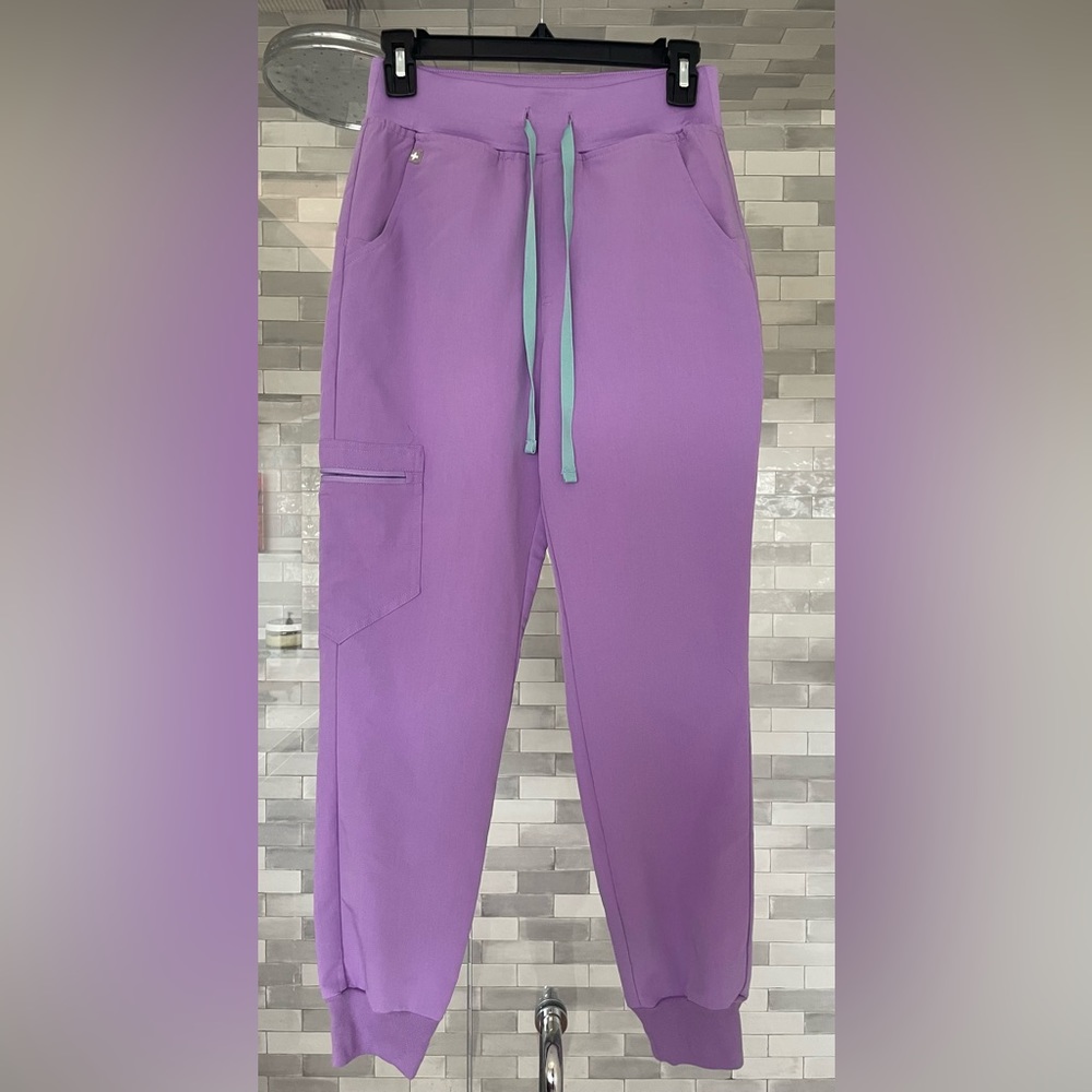 FIGS Zamora Jogger Scrub Pants size XS petite